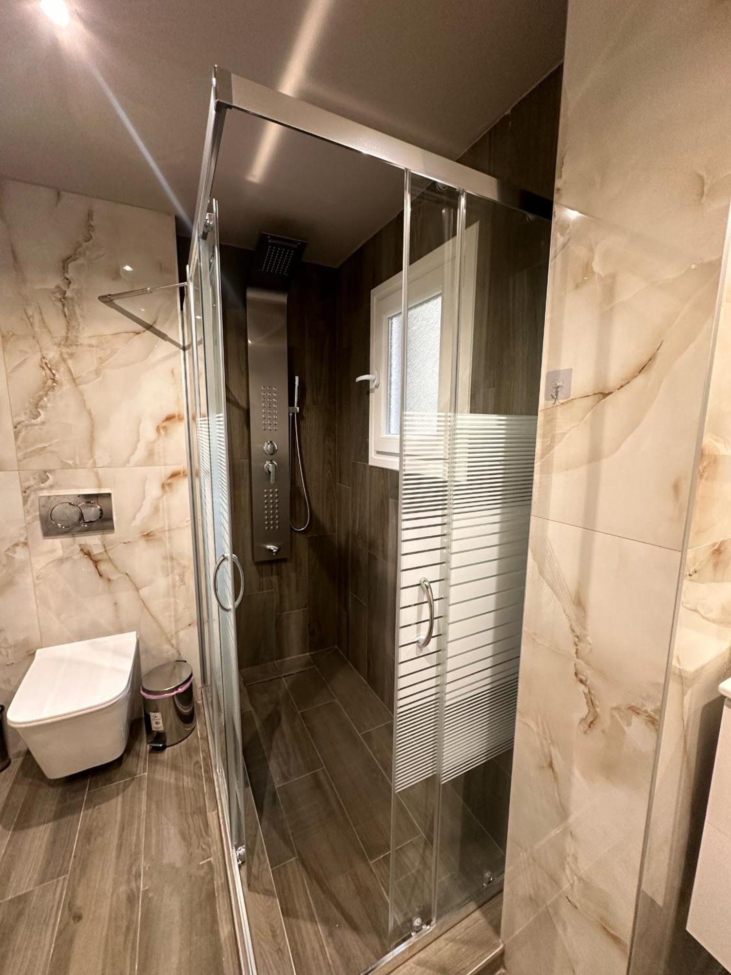 Emerald Suite Luxury Apartment In Thessaloniki Exterior photo